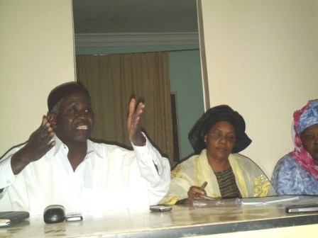 Compte rendu de la rencontre du bureau du Mouvement des Femmes avec le Président Ibrahima Moctar SARR (photos) Compte rendu de la rencontre du bureau du Mouvement des Femmes avec le Président Ibrahima Moctar SARR (photos)