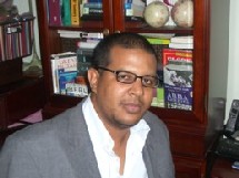 Projecteurs sur l’activiste mauritanien Moctar Cheine,Porte parole de la Fondation Mauritanienne pour la Démocratie (FMD) Projecteurs sur l’activiste mauritanien Moctar Cheine,Porte parole de la Fondation Mauritanienne pour la Démocratie (FMD)