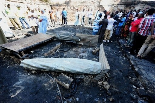 L'école coranique réduite en cendres, après l'incendie, le 4 mars 2013 à Dakar L'école coranique réduite en cendres, après l'incendie, le 4 mars 2013 à Dakar