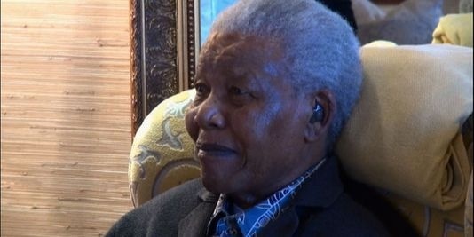 Mandela de retour à l'hôpital Mandela de retour à l'hôpital