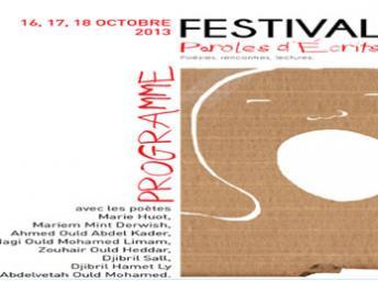 Mauritanie: la poétesse Mariem Mint Derwich au festival «paroles d'écrits» Mauritanie: la poétesse Mariem Mint Derwich au festival «paroles d'écrits»