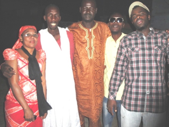 En photos : "Meeting" de Touche Pas à Ma Nationalité, 28 novembre 2013 En photos : "Meeting" de Touche Pas à Ma Nationalité, 28 novembre 2013