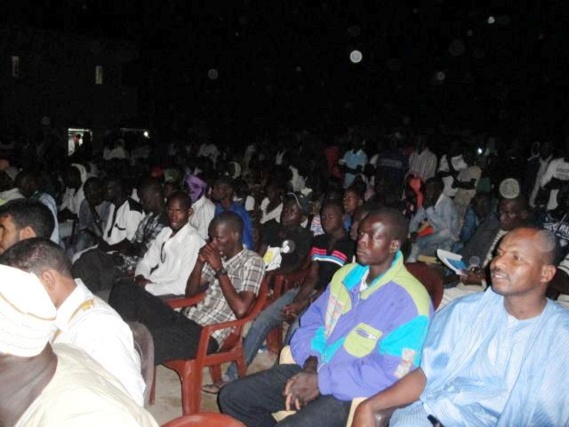 En photos : "Meeting" de Touche Pas à Ma Nationalité, 28 novembre 2013 En photos : "Meeting" de Touche Pas à Ma Nationalité, 28 novembre 2013