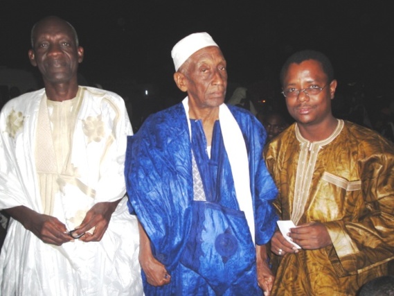 En photos : "Meeting" de Touche Pas à Ma Nationalité, 28 novembre 2013 En photos : "Meeting" de Touche Pas à Ma Nationalité, 28 novembre 2013