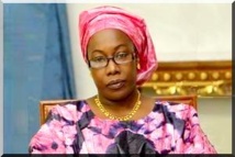 Parcours / Hawa Tandia, première femme soninké ministre dans un gouvernement en R.I.M Parcours / Hawa Tandia, première femme soninké ministre dans un gouvernement en R.I.M