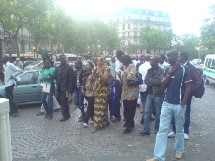 Anniversaire des déportations: Film de la manifestation de l'AVOMM, les FLAM et GMR Anniversaire des déportations: Film de la manifestation de l'AVOMM, les FLAM et GMR