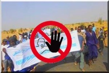Urgent : Le DGSN et Wali du district auraient interdit l’entrée à pieds, à Nouakchott, des rapatriés. Urgent : Le DGSN et Wali du district auraient interdit l’entrée à pieds, à Nouakchott, des rapatriés.