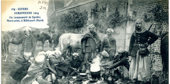 Un campement de spahis marocains à Ribécourt dans l'Oise, en 1914. (Collection Eric Deroo) Un campement de spahis marocains à Ribécourt dans l'Oise, en 1914. (Collection Eric Deroo)