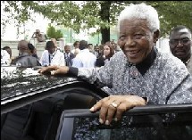 Mandela à l'honneur en Afrique du Sud pour ses 89 ans Mandela à l'honneur en Afrique du Sud pour ses 89 ans