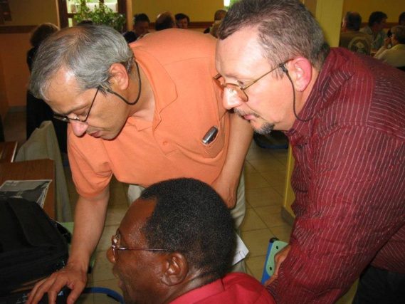 Quand les volets et les rideaux sont tirés. par Moustapha Diop Quand les volets et les rideaux sont tirés. par Moustapha Diop