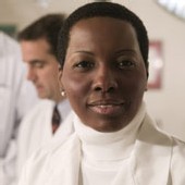 FUITE DES CERVEAUX • L'Afrique perd ses professeurs et ses médecins FUITE DES CERVEAUX • L'Afrique perd ses professeurs et ses médecins