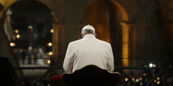 Le Pape hausse le ton: "Nous voyons nos frères persécutés, décapités et crucifiés pour leur foi" Le Pape hausse le ton: "Nous voyons nos frères persécutés, décapités et crucifiés pour leur foi"