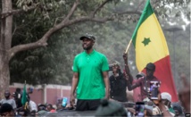 L'opposant Sonko investi pour la présidentielle sénégalaise