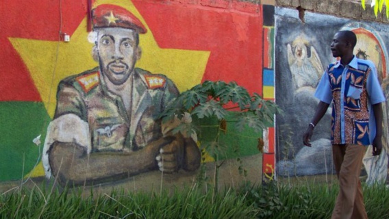 Le corps de Thomas Sankara exhumé au Burkina Faso
