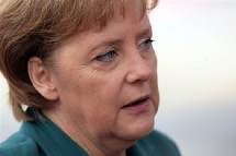 Comme promis Merkel a dénoncé le régime de Mugabe haut et fort. Comme promis Merkel a dénoncé le régime de Mugabe haut et fort.