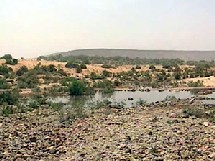 Trois Mauritaniens ont été interpellés lundi soir dans le cadre de l'enquête sur le meurtre des quatre Français Trois Mauritaniens ont été interpellés lundi soir dans le cadre de l'enquête sur le meurtre des quatre Français