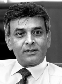 QUESTIONS A AJAY KUMAR BRAMDEO, HAUT-COMMISSAIRE SUD-AFRICAIN A MAURICE. «Pourquoi autant de bruit autour de l’élection de Jacob Zuma ?» QUESTIONS A AJAY KUMAR BRAMDEO, HAUT-COMMISSAIRE SUD-AFRICAIN A MAURICE. «Pourquoi autant de bruit autour de l’élection de Jacob Zuma ?»