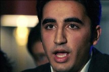Bilawal Bhutto Zardar a appelé mardi à l'ouverture d'une enquête de l'ONU sur la mort de sa mère Bilawal Bhutto Zardar a appelé mardi à l'ouverture d'une enquête de l'ONU sur la mort de sa mère