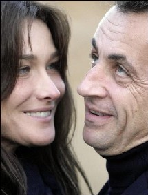 Rire un peu avec :  Les indices laissant croire que Sarkozy et Carla Bruni sont déjà mariés.  Le sont-ils ? Ou ne le sont-ils pas ? 