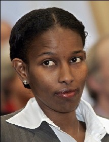 Menacée de mort, Ayaan Hirsi Ali à Paris pour demander l'aide des Européens Menacée de mort, Ayaan Hirsi Ali à Paris pour demander l'aide des Européens
