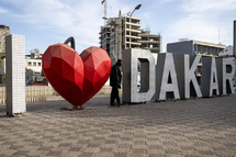 Au Sénégal, les autorités veulent en finir avec les noms de rue français Au Sénégal, les autorités veulent en finir avec les noms de rue français