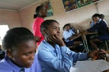 L'Afrique du Sud se déchire sur un serment de loyauté pour les écoliers L'Afrique du Sud se déchire sur un serment de loyauté pour les écoliers