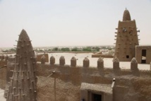 Mali : fusillade dans une base de l’ONU à Tombouctou, un hôtel attaqué Mali : fusillade dans une base de l’ONU à Tombouctou, un hôtel attaqué