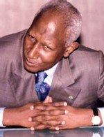 Abdou DIOUF, ancien président de la République : ‘Le pouvoir est derrière moi ; il n’est plus question de retourner en arrière’ Abdou DIOUF, ancien président de la République : ‘Le pouvoir est derrière moi ; il n’est plus question de retourner en arrière’