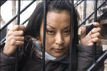 Histoire de la Tibétaine Kalsang Dolma, militante Tibétaine ... a serré la pince au Dalai-Lama dans le film 'Ce qu'il reste de nous' Histoire de la Tibétaine Kalsang Dolma, militante Tibétaine ... a serré la pince au Dalai-Lama dans le film 'Ce qu'il reste de nous'