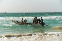Au banc d'Arguin, en Mauritanie, un peuple maure vit depuis des siècles de la pêche au filet traditionnel. Au banc d'Arguin, en Mauritanie, un peuple maure vit depuis des siècles de la pêche au filet traditionnel.
