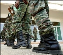 Relations civilo-militaires dans une démocratie, un séminaire Relations civilo-militaires dans une démocratie, un séminaire