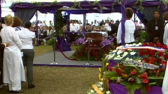 Les 'au revoir' à Aimé Césaire Les 'au revoir' à Aimé Césaire