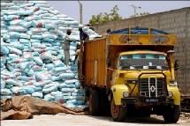 Plus de 100.000 tonnes de riz pour le Mali à récupérer à Dakar et Abidjan Plus de 100.000 tonnes de riz pour le Mali à récupérer à Dakar et Abidjan