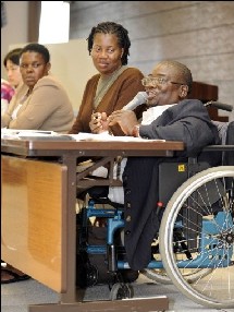 Alexander Phiri, de la fédération des handicapés d'Afrique australe, le 25 mai 2008 à Yokohama Alexander Phiri, de la fédération des handicapés d'Afrique australe, le 25 mai 2008 à Yokohama