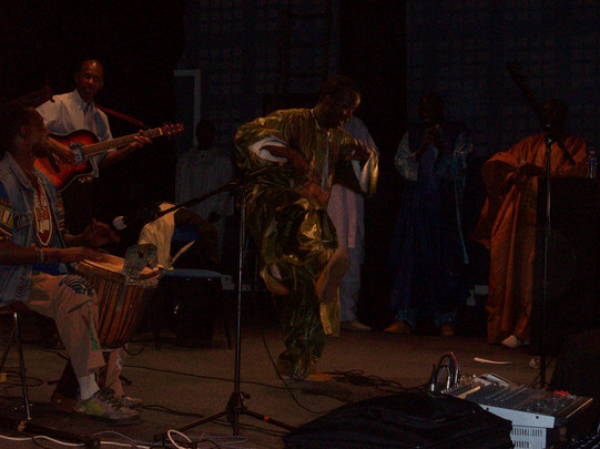 MERCI A VOUS TOUS ET TOUTES POUR VOTRE CHALEUREUSE PRÉSENCE MERCI A VOUS TOUS ET TOUTES POUR VOTRE CHALEUREUSE PRÉSENCE