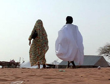 Chasseurs d'esclaves : critique du Reportage de Sophie Jeaneau et Anna Kwak (France, 2008). 45 mn. Inédit. Chasseurs d'esclaves : critique du Reportage de Sophie Jeaneau et Anna Kwak (France, 2008). 45 mn. Inédit.