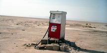 Les prix à la pompe de l'essence et du gazole ont fortement augmenté lundi en Mauritanie à un taux variant entre 18 et 20%, a constaté un journaliste de l'AFP.