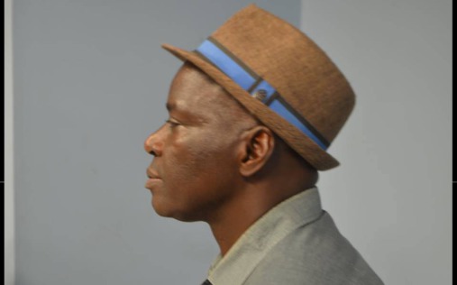 La Députée Sawdatu Aamadu WANE a parlé du coran sans réciter des versets La Députée Sawdatu Aamadu WANE a parlé du coran sans réciter des versets