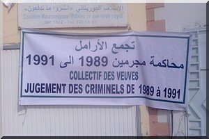 Journée de réconciliation nationale du 25 Mars : Réclamant justice pour leurs maris, les veuves organisent un sit-in Journée de réconciliation nationale du 25 Mars : Réclamant justice pour leurs maris, les veuves organisent un sit-in