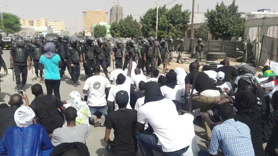 Procès en flagrance des dix jeunes activistes, ce jeudi 20 avril Procès en flagrance des dix jeunes activistes, ce jeudi 20 avril