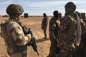 Force du G5 Sahel : Mission impossible ? Force du G5 Sahel : Mission impossible ?