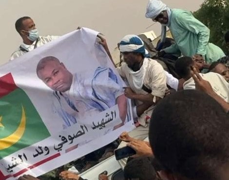 Des milliers de Nouakchottois accompagnent la dépouille de Souvi Ould Chein