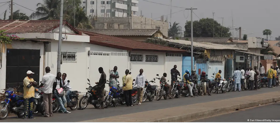 Guinée : trouver de l'essence, un véritable casse-tête