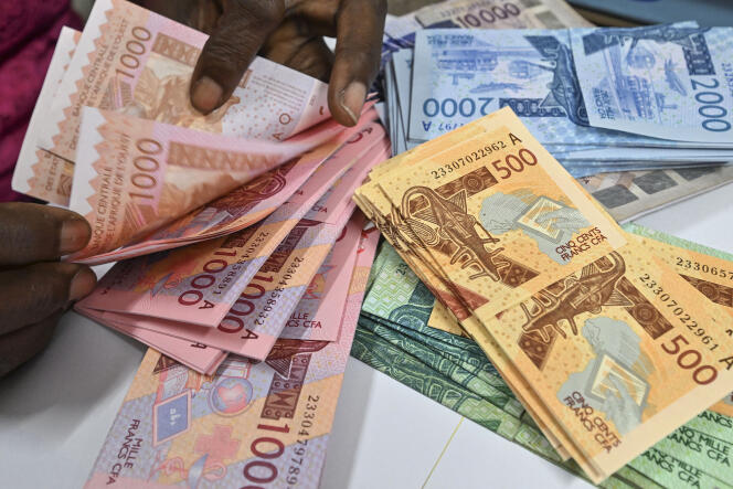 Afrique : la France n’a pas à se prononcer sur l’avenir du franc CFA
