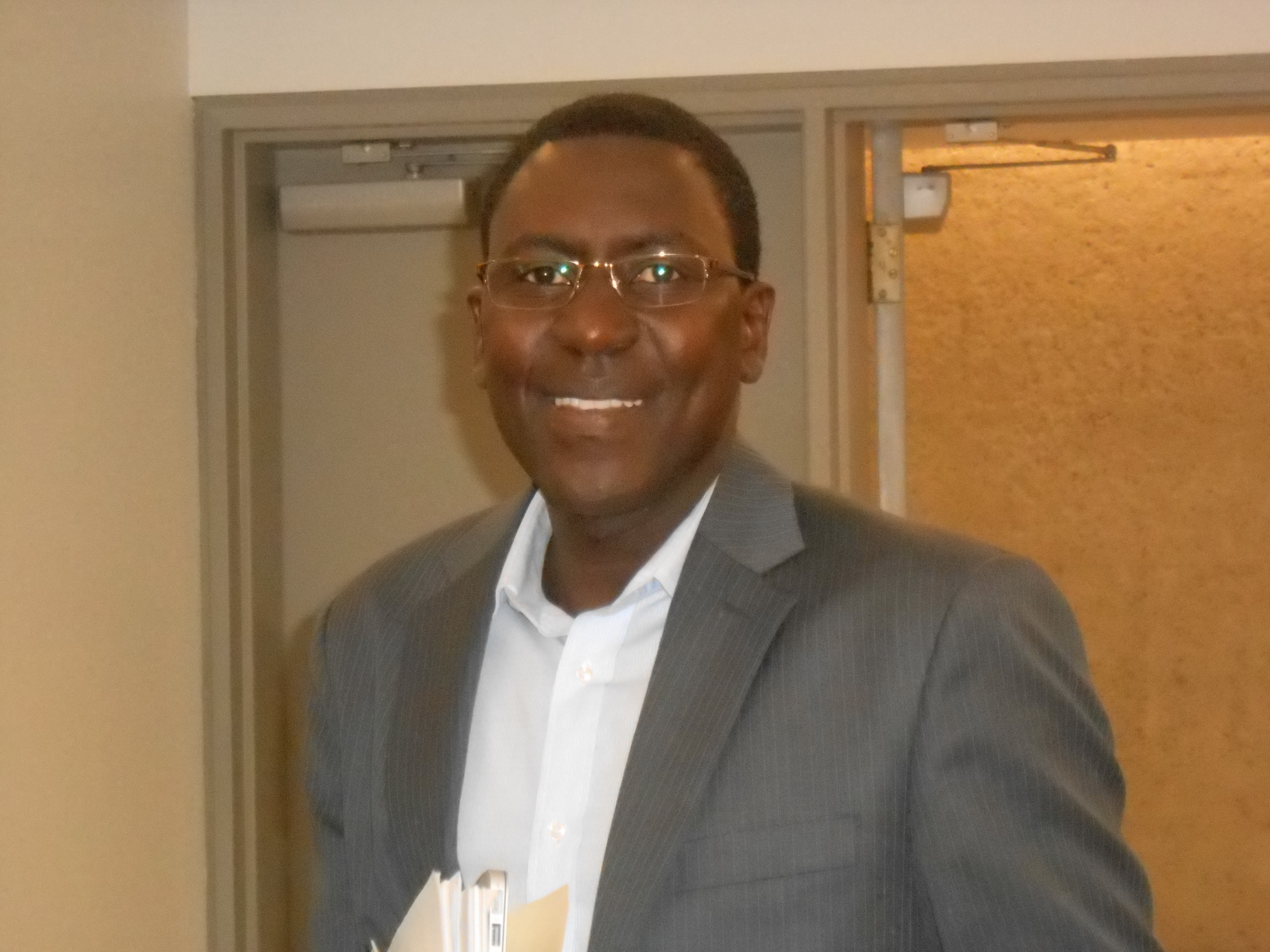 Le terrorisme fragilise la démocratisation en Afrique.   Entretien avec Mamoudou Gazibo  Le terrorisme fragilise la démocratisation en Afrique.   Entretien avec Mamoudou Gazibo