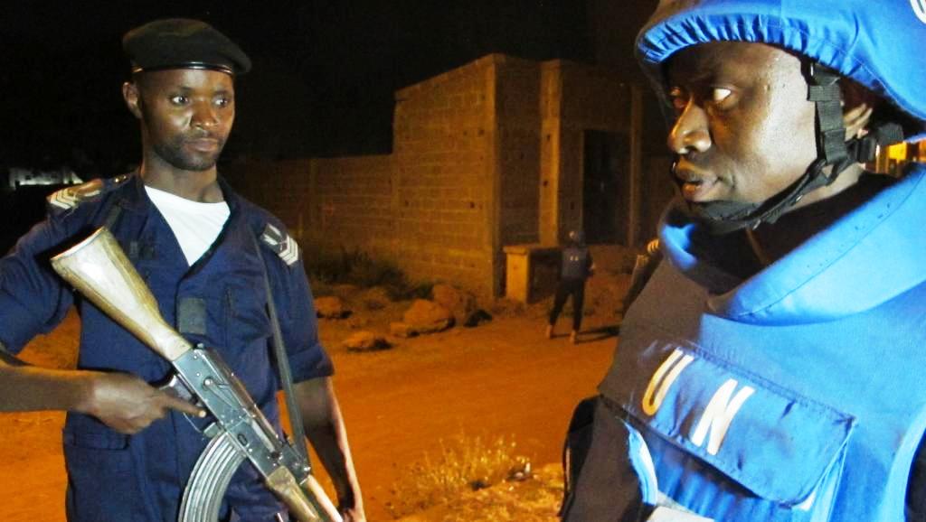 Mali: patrouilles mixtes des polices malienne et onusienne à Bamako