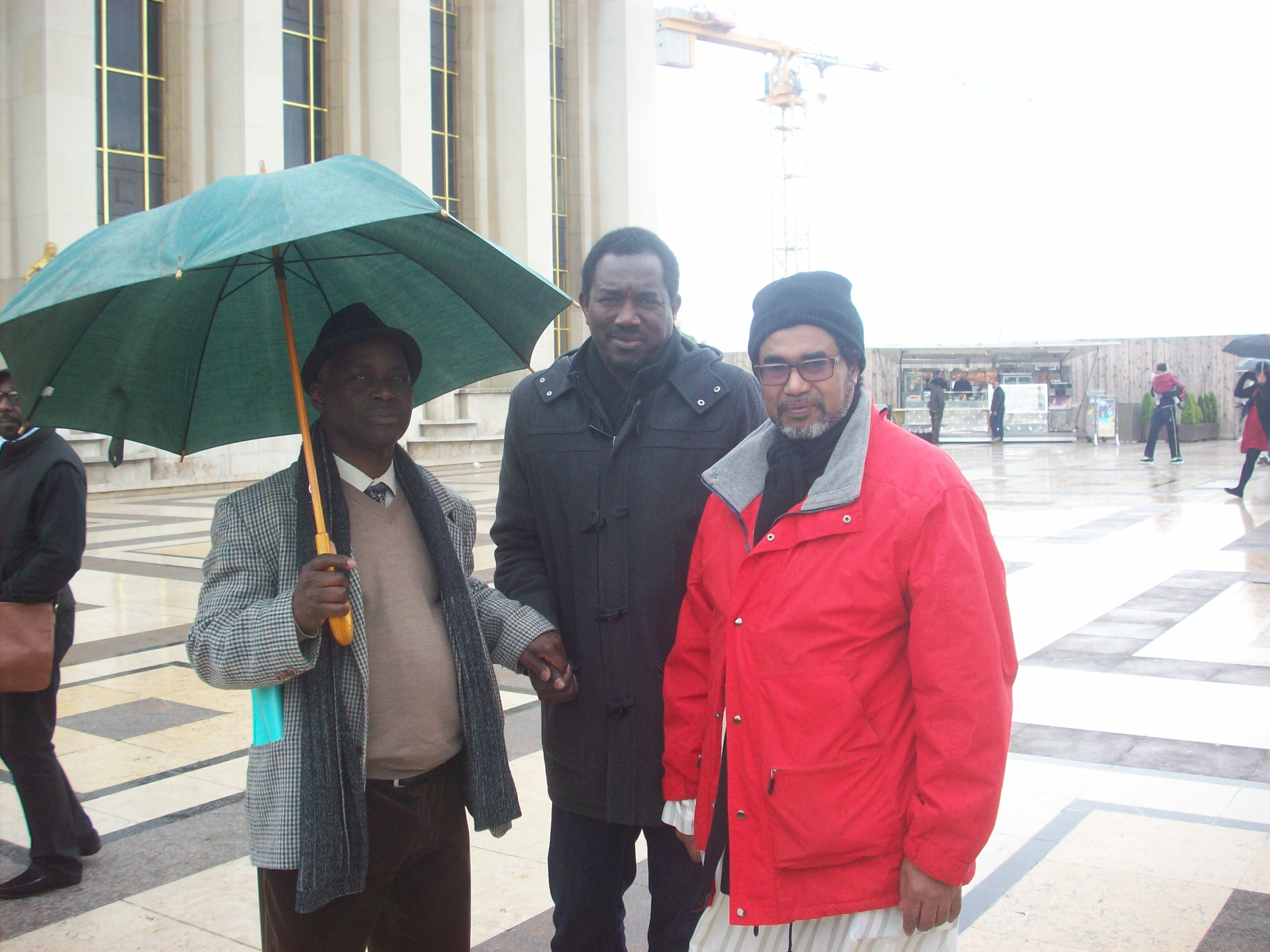 Chekh Oumar Ba, secretaire générale de la  section des FLAM en compagnie de Ousmane et de BA Alassane