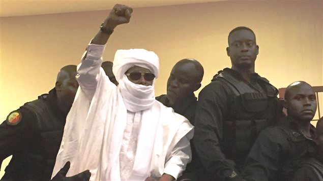 L'ex-président tchadien Hissène Habré est condamné à la prison à vie L'ex-président tchadien Hissène Habré est condamné à la prison à vie