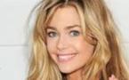 Des cyberacistes putschistes et des... blondes