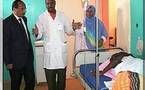 Le Président de la République effectue une visite inopinée à l’Hôpital Cheikh Zayed